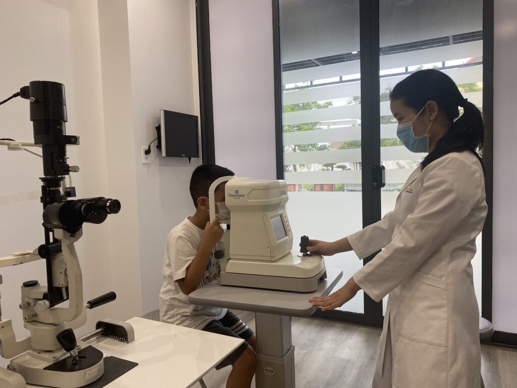 PHÒNG KHÁM MẮT TS.BS. TRÀ MY